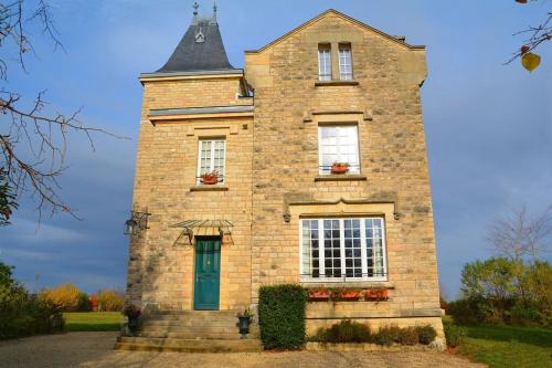 Chateau des Barrigards - Accommodation - Ladoix Serrigny