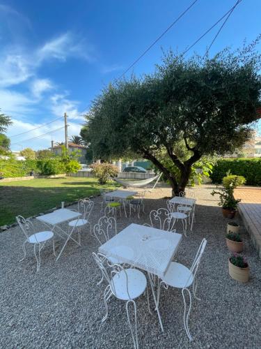 Motel Esterel – Mandelieu, CT