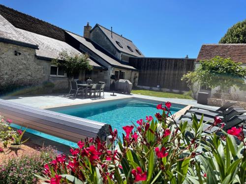 Le Clos des Buis 2 gîtes 6CH 4 SDB 4 WC gîte à louer Le Croule