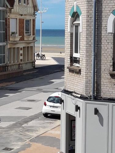 Petit studio vue mer 50m de la plage Malo - Location saisonnière - Dunkerque