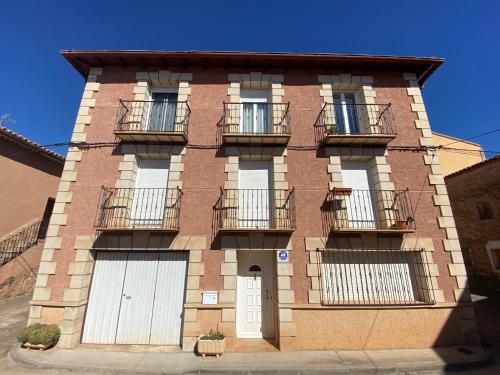Viesnīcas āriene, APARTAMENTOS MATEO in Rillo de Gallo