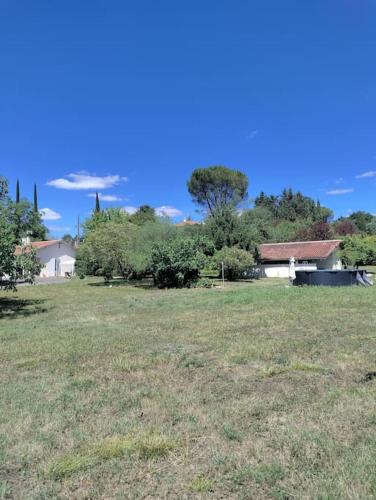 Chez Chapelle in the heart of the Gascony with pool and hot tub