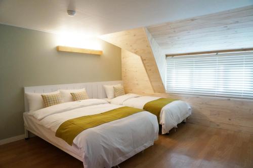 Triple Room image 7