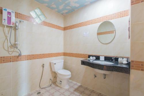 room detail thumbnail 2