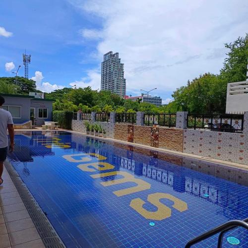 Trio Gems Condo, Pattaya Thailand