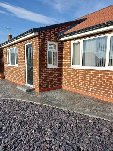 Detached 2 bedroomed bungalow Billingham Stockton on Tees - Accommodation - Stockton-on-Tees