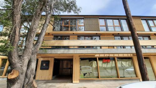 Widok z zewnątrz, Departamento muy cálido y luminoso, 2 ambientes con amplio balcón, 3PAX (8V4) (Departamento muy calido y luminoso, 2 ambientes con amplio balcon, 3PAX (8V4)) in San Martin De Los Andes