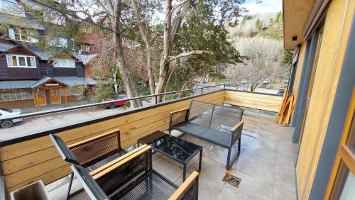 balkon/taras, Departamento muy cálido y luminoso, 2 ambientes con amplio balcón, 3PAX (8V4) (Departamento muy calido y luminoso, 2 ambientes con amplio balcon, 3PAX (8V4)) in San Martin De Los Andes