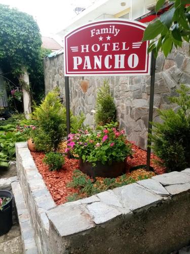 Pancho Family Hotel