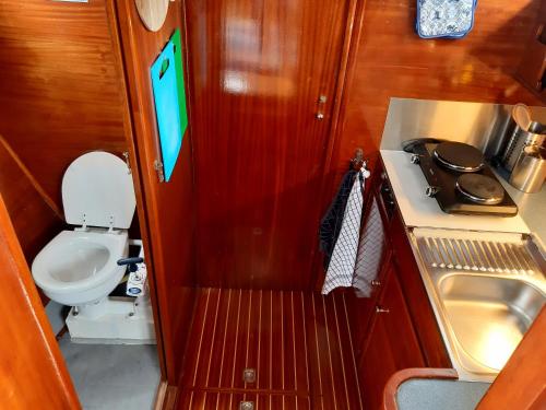 Motorjacht Flint, Ámsterdam (foto 9)