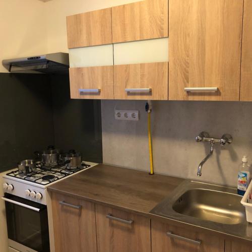 Karman Apartman - 2 bedroom entire flat in the center in Jászberény