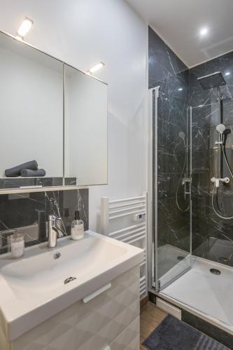 L'Orchidée : Studio proche RER B - Cachan (L'Orchidee : Studio proche RER B - Cachan) in เคฌอง