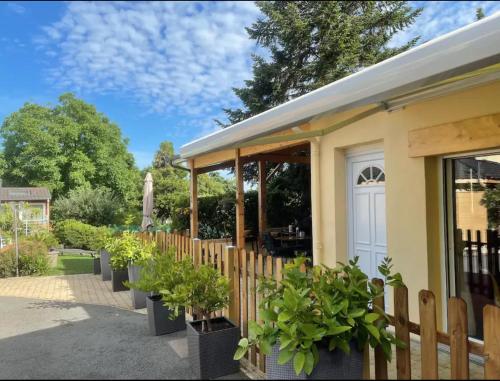 Gîte les Noisetiers Maison familiale avec piscine - Les Martres-d'Artière