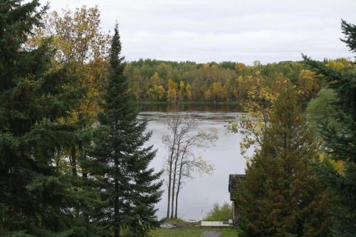 Kilátás, Riverfront Hotel near Falls nemzetközi repülőtér