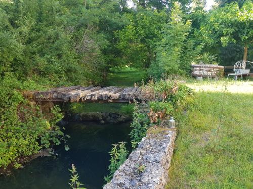 Skats, Le Moulin de Jules et Akasha in Saint-Cernin (Midi-Pyrenees)