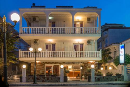 Korali Hotel, Paralia bei Ampelákia