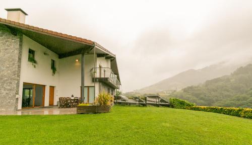 Uzturre - baskeyrentals in Gaztelu