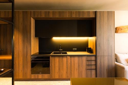 Svarna Vouliagmeni Suite