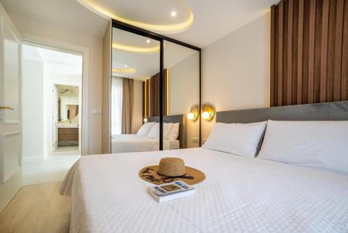 One-Bedroom Apartment image 5