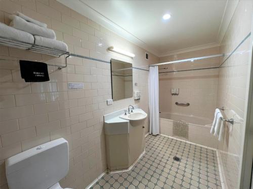 Triple Room with Bath