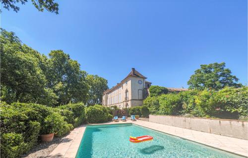 Nice home in Cazouls-lès-Béziers with Outdoor swimming pool, WiFi and 5 Bedrooms gîte à louer Lignan-sur-Orb