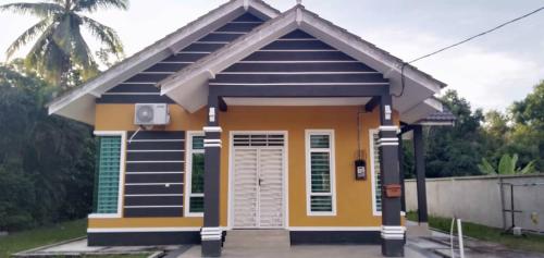 Mok Moon Homestay Nearby Beach Pantai Kelulut - Marang Marang