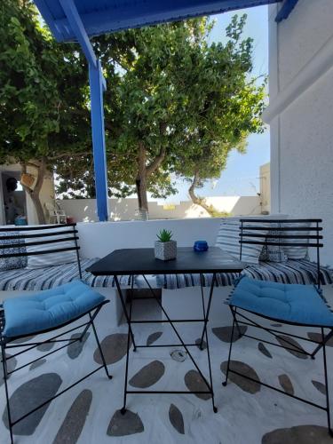 Létesítmények, Anemelia Hotel Adamas near Mílosz-szigeti nemzeti repülőtér