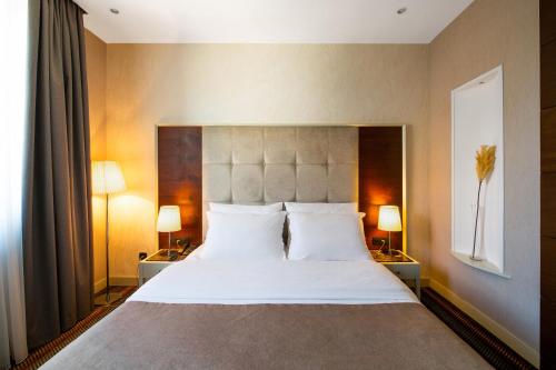Crystal Hotel - image 4