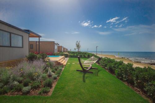 Deluxe Camping Villa With Private Pool - first row to the sea