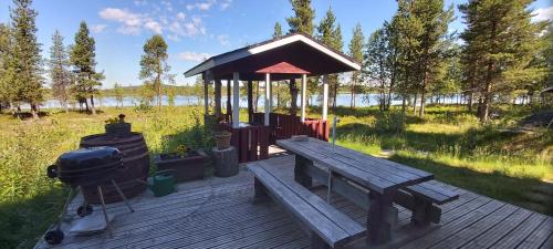 . Ivalo Lake Cottage