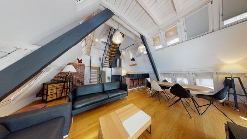 Le Lohkäs - LOFT Triplex Ultra Design Petite France - Location saisonnière - Strasbourg