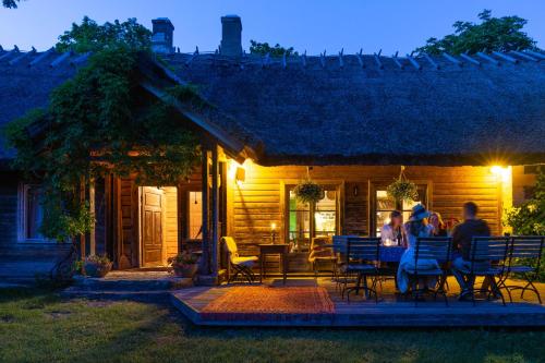 Muhu Namaste in Padaste