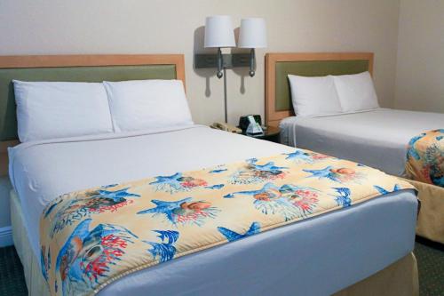 Beach Place Hotel Room Type - Superior Double Room with Two Double Beds and Kitchen - Free Parking Beach Place Hotel Room Type - Superior Double Room with Two Double Beds and Kitchen - Free Parking