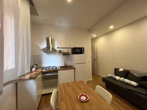 Casa Vacanze Caramagna 2 in Aci Trezza