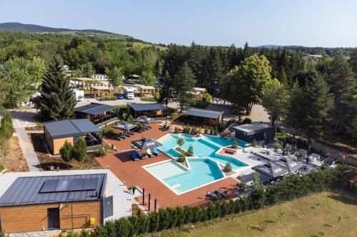 Plitvice Holiday Resort - image 2