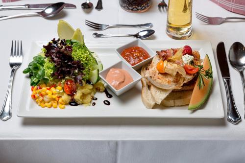 Restaurant Gästehaus Wiesenheim - image 4