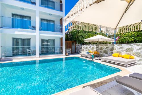 PRINCESS KINLI APART OTEL - image 2