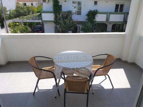 Apartments Mirko - image 11