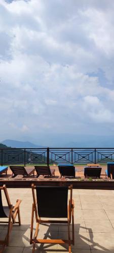 สระว่ายน้ำ, Apartman Sunset Milmari Kopaonik M10 in โคเปานิก