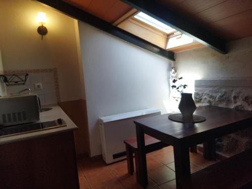 Casa Rural Las Henrenes in Manjabalago