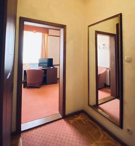 康普勒克斯巴豪斯酒店 康普勒克斯巴豪斯酒店