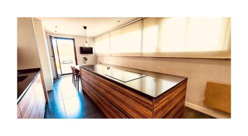 Lovely penthouse condo with pool, Valencia (foto 4)