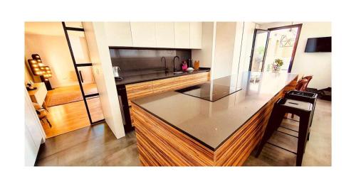 Lovely penthouse condo with pool, Valencia (foto 5)