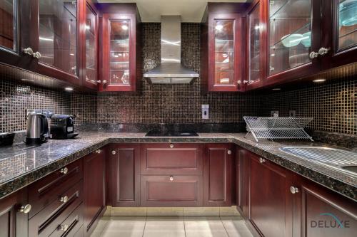Short Distance from Burj Khalifa & Dubai Mall 1BR Unit, Yansoon 5, Downtown Dubai by Deluxe Holiday Homes, Dubai (Foto 5)
