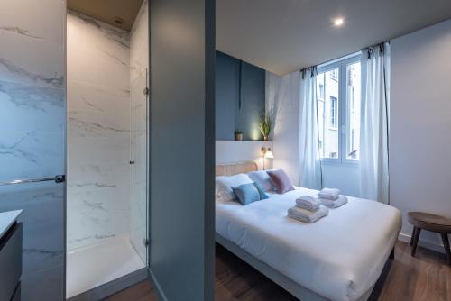 Two-Bedroom Apartment image 9
