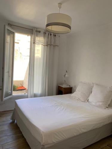 Lumineux extérieur proche gare et stationnement privé Lumineux extérieur proche gare et stationnement privé