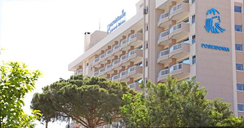 Poseidonia Beach Hotel