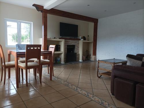 Casa Cabárceno (Casa Cabarceno) in Gajano