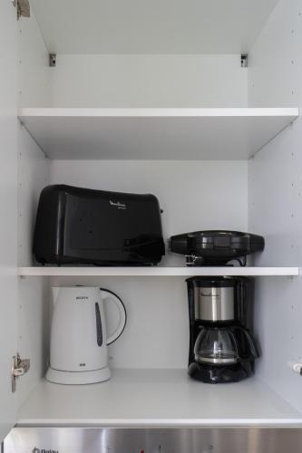 Domus 21 - Entreparedes