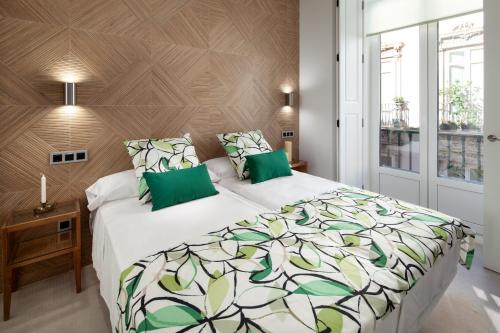 One-Bedroom Apartment image 10